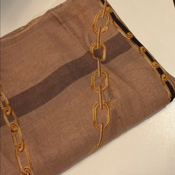 Vela NEW Modal Hijab Beige and Brown Chain Scarf - Picture 6 of 6